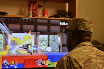 Fort Campbell Esports builds lasting bonds between Soldiers