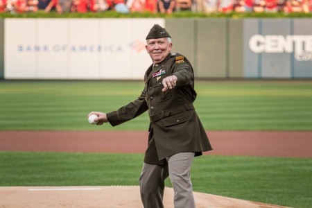 Cardinals Caravan makes a stop for baseball fans at Fort Leonard Wood, Article