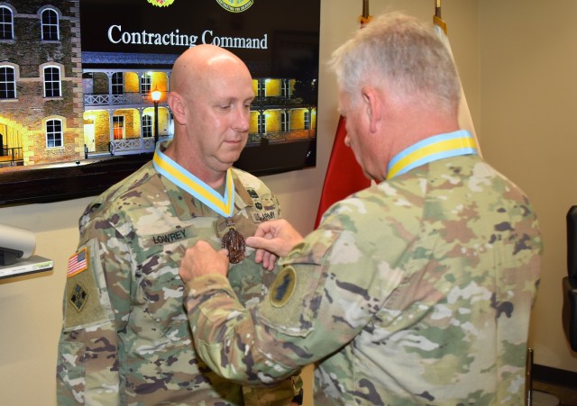 Infantry inducts MICC leader into Order of St. Maurice