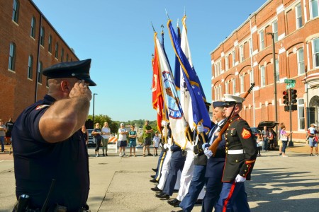 Fort Leonard Wood service members participate in military appreciation  event before Cardinals game Sept. 11, Article