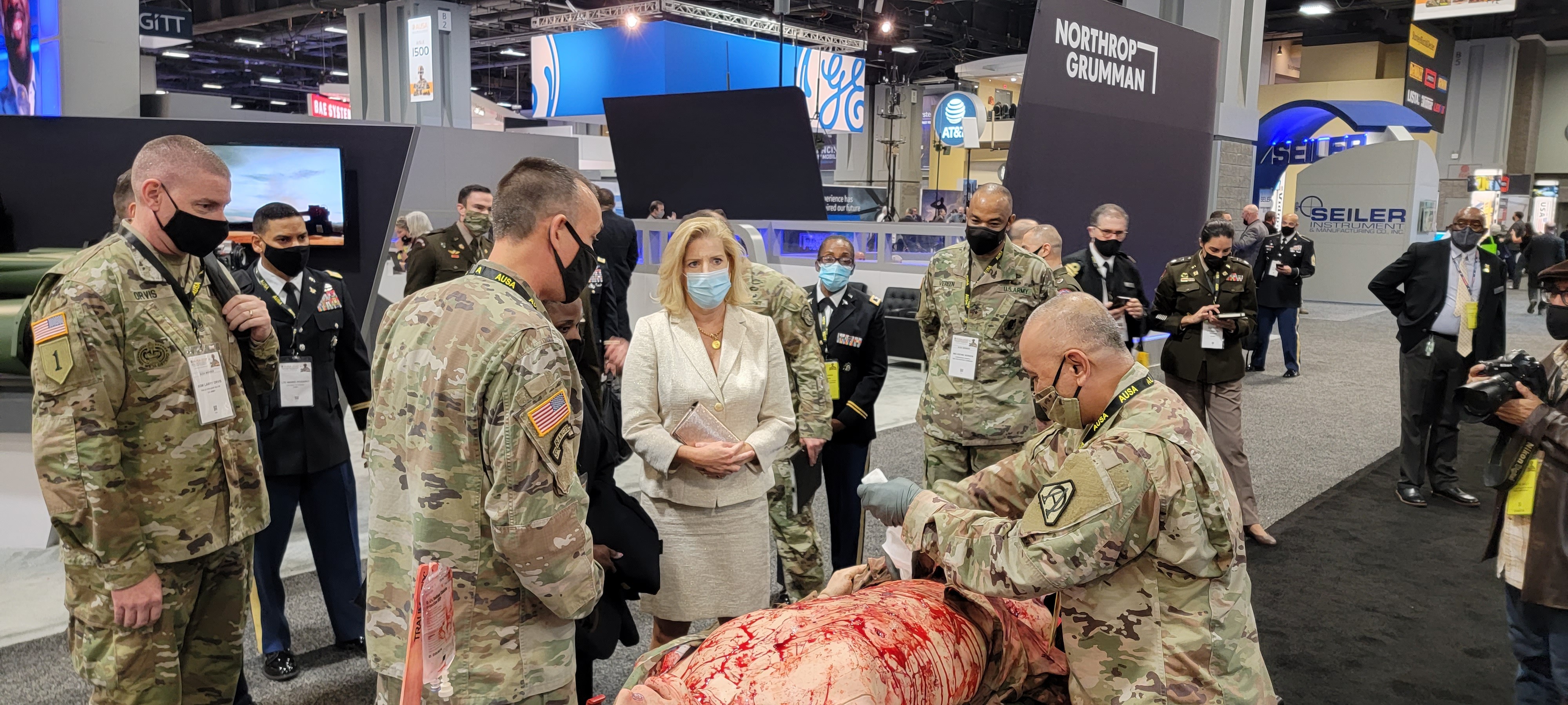 MEDCoE hosts popular, interactive display at the 2021 AUSA Annual