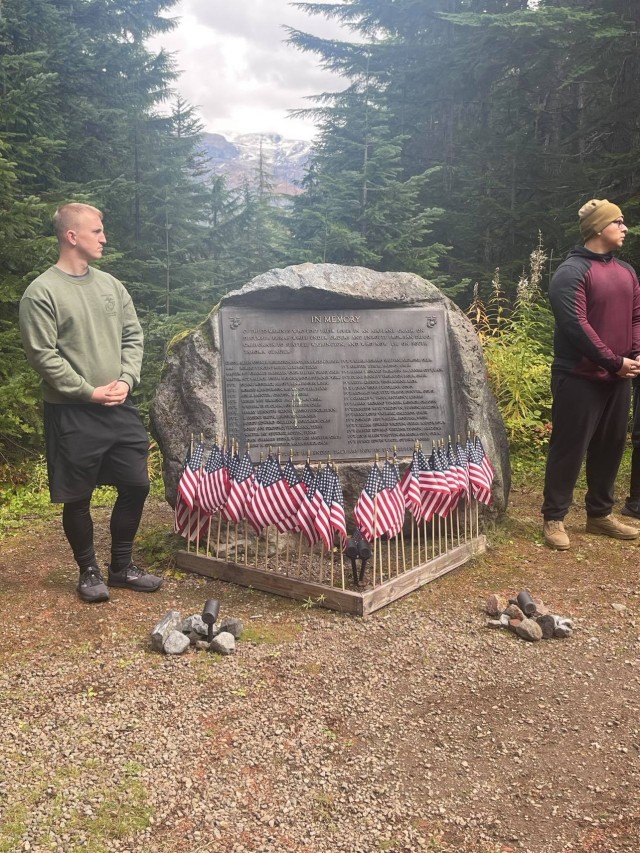 Mount Rainier&#39;s greatest tragedy commemorated with hike
