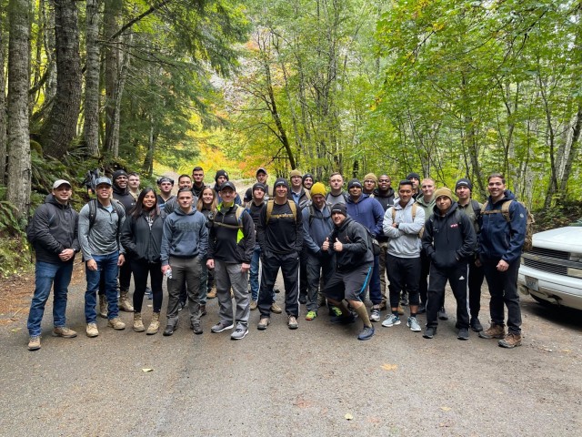 Mount Rainier&#39;s greatest tragedy commemorated with hike 