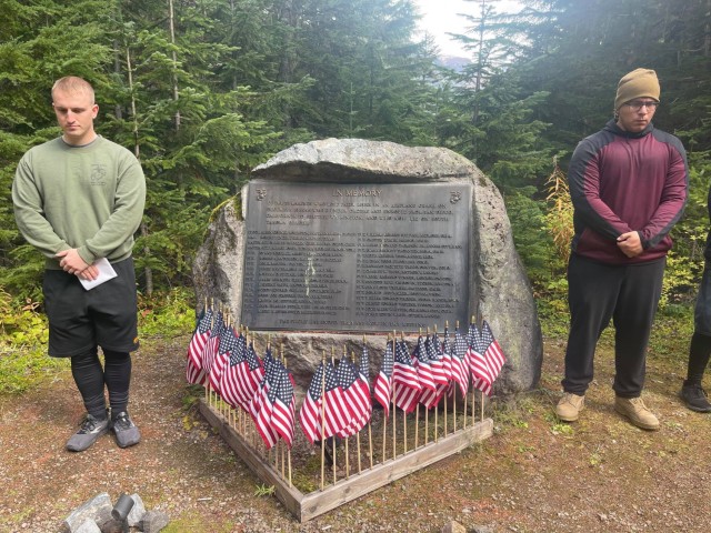 Mount Rainier&#39;s greatest tragedy commemorated with hike
