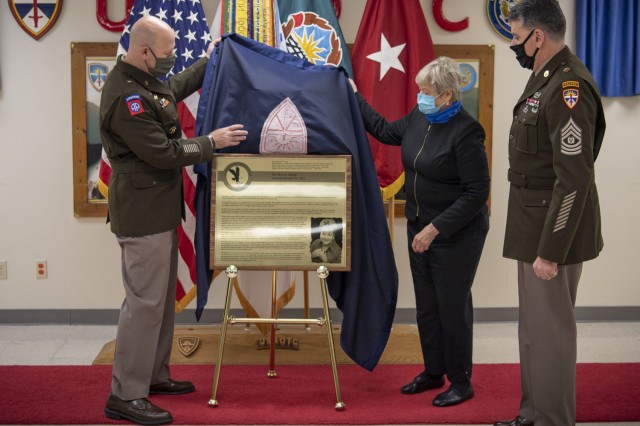 Texas woman becomes 43rd inductee at Operational Testers’ Hall of Fame ceremony