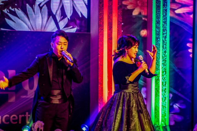 Jang Cheol-joon (left) and Lee Sun-yeong perform an operatic duet during the sixth ROK-U.S. Peace Music Concert hosted by Pyeongtaek International Exchange Foundation at Pyeongtaek North Art Center Nov. 5, 2021. The concert strengthens the...