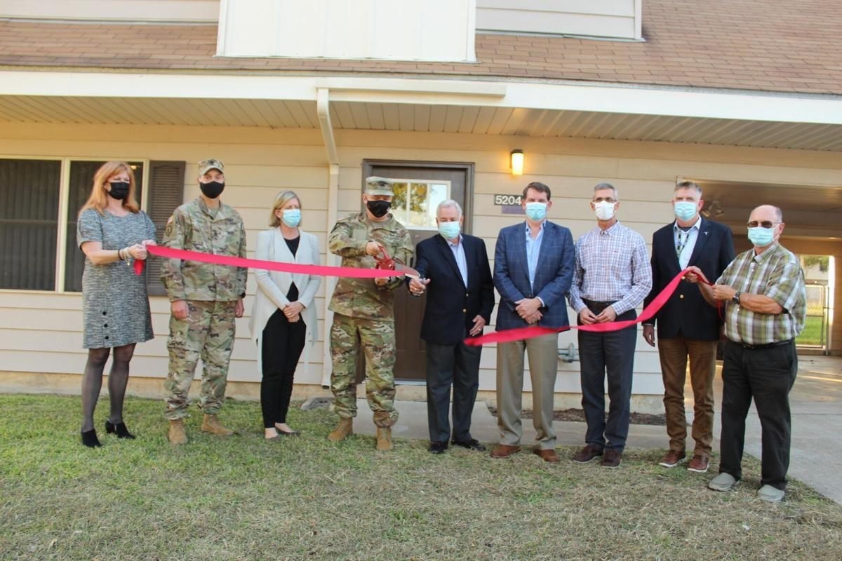 Fort Hood Family Housing unveils renovated home, one of 1,300 planned