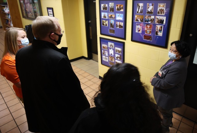 Boys, Girls Clubs of America CEO visits Fort Knox’s Devers youth center