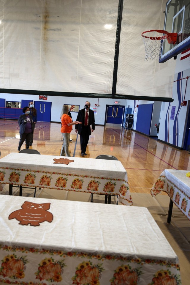 Boys, Girls Clubs of America CEO visits Fort Knox’s Devers youth center