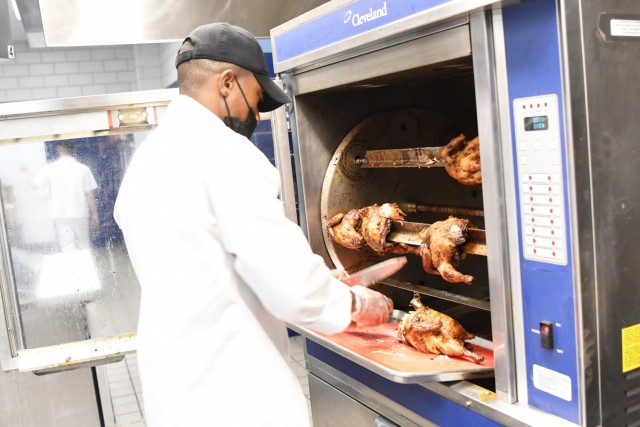 Fort Drum culinary specialist cook up holiday feast for thousands