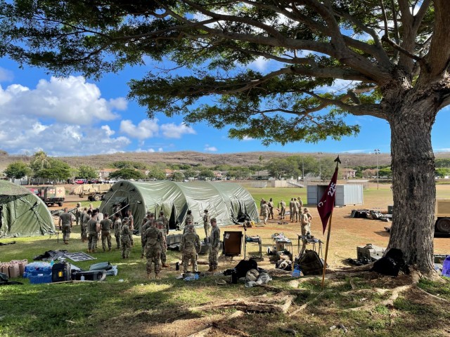 25th Infantry Division mobilizes support at Aliamanu Military Reservation in response to the ongoing water crisis. 