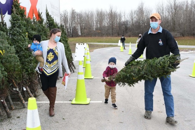 Nearly 500 free, farm-grown trees were distributed over two days to Soldiers and family members at Fort Drum, courtesy of the annual Trees for Troops program. Fort Drum Better Opportunities for Single Soldiers members and volunteers helped to...
