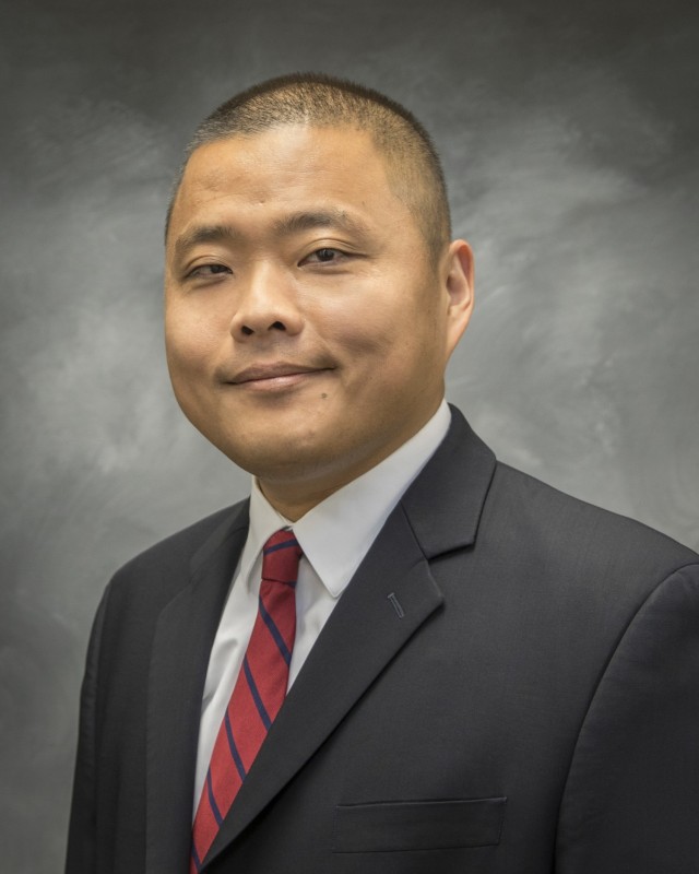 Vinai Vinlander, U.S. Army Corps of Engineers, St. Paul District, deputy district counsel and recipient of the Joseph W. Kimbel award.