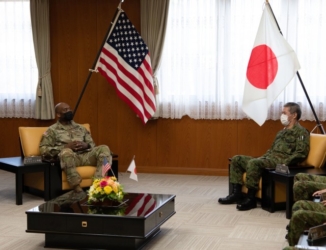 Lt. Gen. Xavier T. Brunson, I Corps commanding general, Maj. Gen. JB Vowell, U.S. Army Japan commanding general, and Col. Jeffrey A. VanAntwerp, 25th Infantry Division deputy commanding general for operations, joined Lt. Gen Shin Nozawa, 陸上自衛隊 Japan Ground Self-Defense Force Middle Army commander, and his deputy commanding generals for an office call at Camp Itami Dec. 5.
The generals discussed exercise Yama Sakura 81 followed by a camp tour and battlefield circulation through HICOM and EXCON, allowing the leaders to share ideas on the future of exercise evolution, new ways to innovate on operations and interoperability, and experimentation between their forces.
Yama Sakura 81 is the largest U.S.-Japan bilateral and joint command post exercise which enables participants to work as dedicated partners in support of the U.S.-Japan security alliance and for continued peace and stability in the Indo-Pacific. This year’s exercise commemorates the 40th anniversary of Yama Sakura. (
U.S. Navy photos by Mass Communications Specialist 3rd Class Donovan Zeanah/RELEASED)