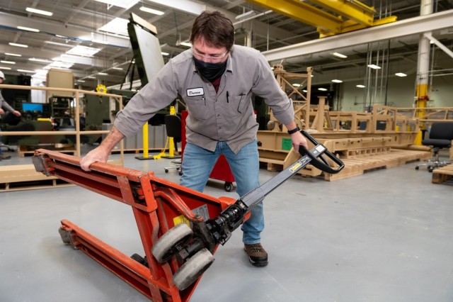 Safety program at Tobyhanna makes the grade