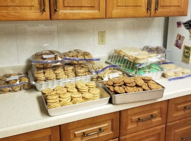More than 1,000 cookies wait to be delivered to staff duty locations on Camp Humphreys Dec. 20, 2021. (Photo courtesy of Sarah Anne Hoyt)