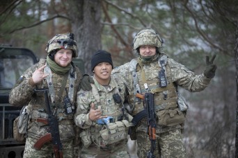 US, Ukrainian infantry soldiers connect at Combined Resolve XVI in Germany