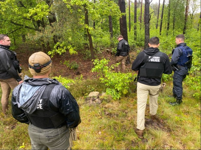 USAG Benelux provides aid during international manhunt | Article | The ...