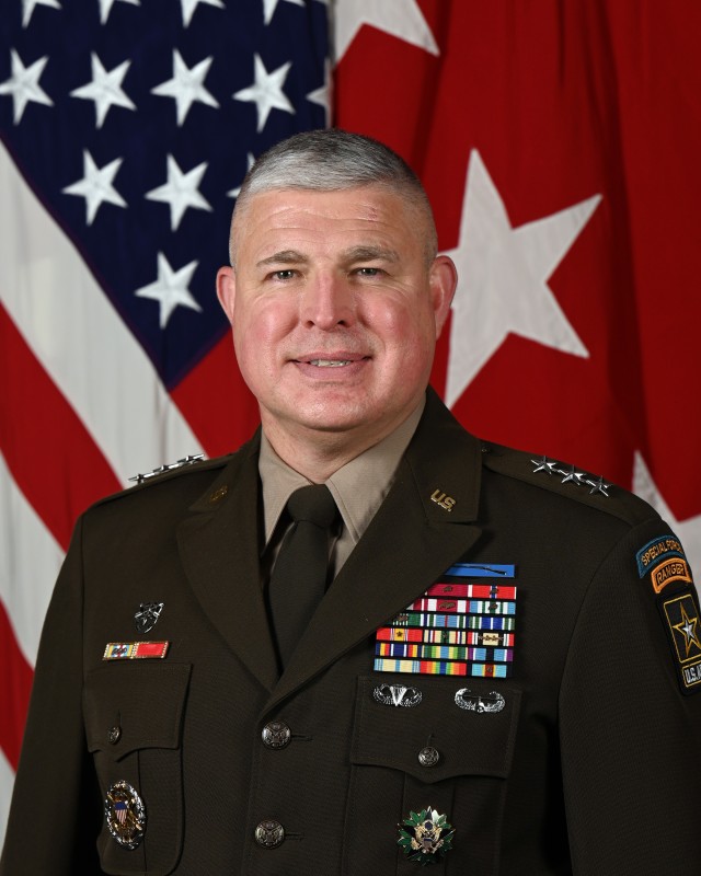 Lt. Gen. Paul A. Chamberlain assumed the duties as the Military Deputy to the ASA(FM&C) on 03 August 2021.
