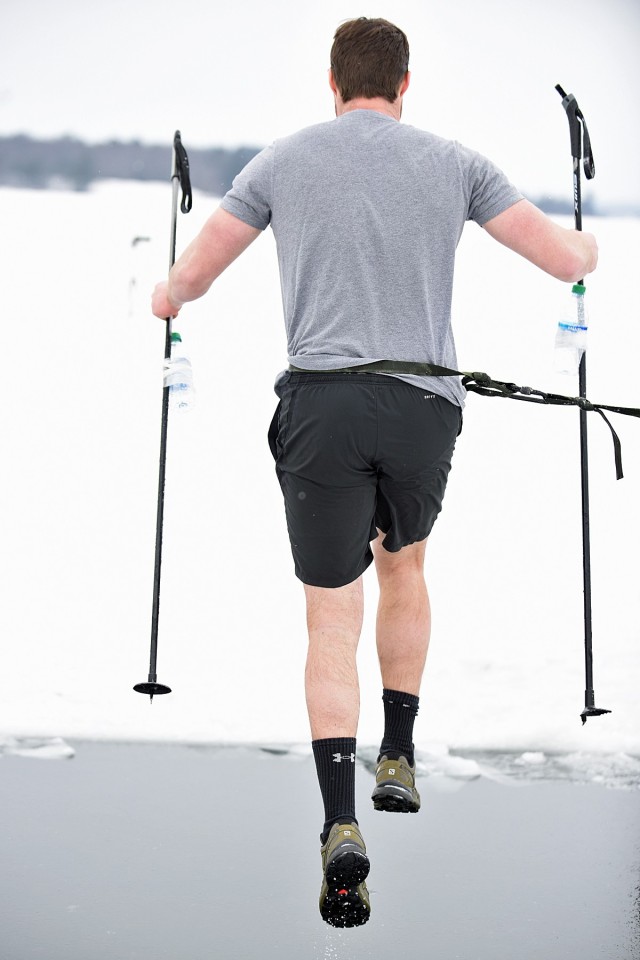 Special Forces Soldiers Perform Intensive Hypothermia Training in Northern Michigan
