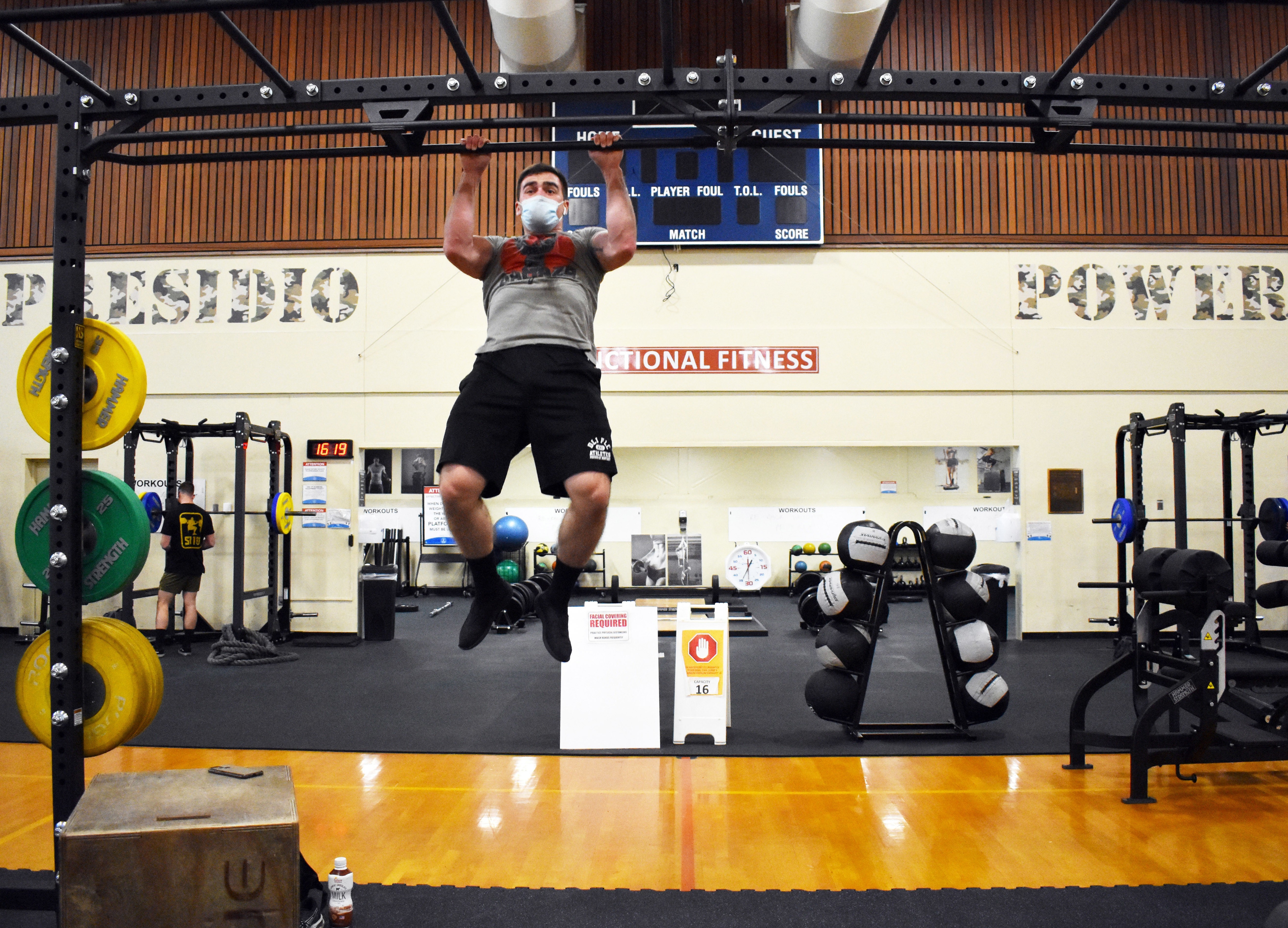 ضلع يصاب ببرد سوريكينمو  Presidio of Monterey gym doubles functional fitness area, draws in service  members | Article | The United States Army