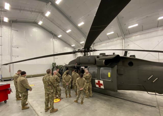 124th Medical Group trains with Idaho Army aviators on MEDEVAC