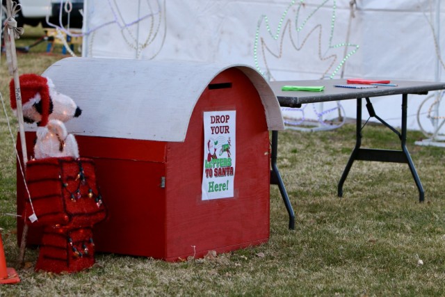 FMWR’s N.O.E.L. delivers holiday spirit