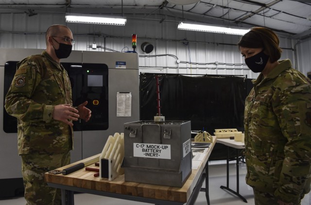 Bass highlights Army-Air Force integration during JBLM visit