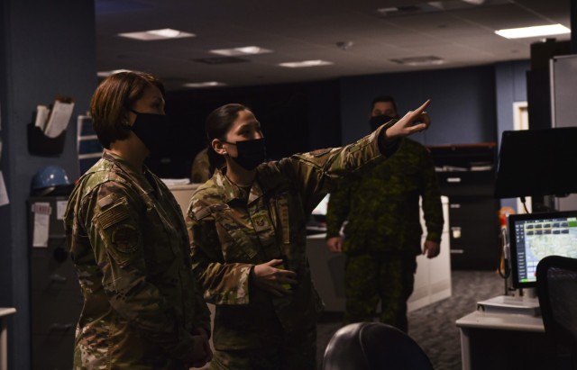 Bass highlights Army-Air Force integration during JBLM visit