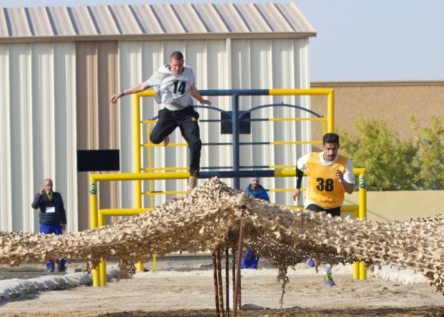 TF Hurricane Soldiers Compete in Kuwait Military Pentathlon