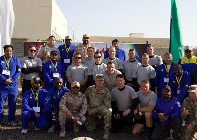 TF Hurricane Soldiers Compete in Kuwait Military Pentathlon