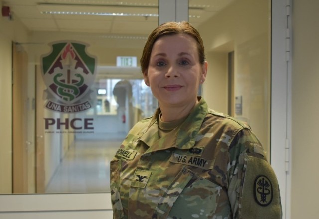 PHCE Nurse, Col. Renee Howell, awarded the Military Health System Military Nursing Leadership Excellence Award