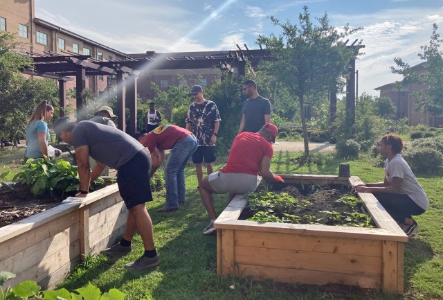 SRU Gardening Program Helps Soldiers Connect with the Earth, Themselves