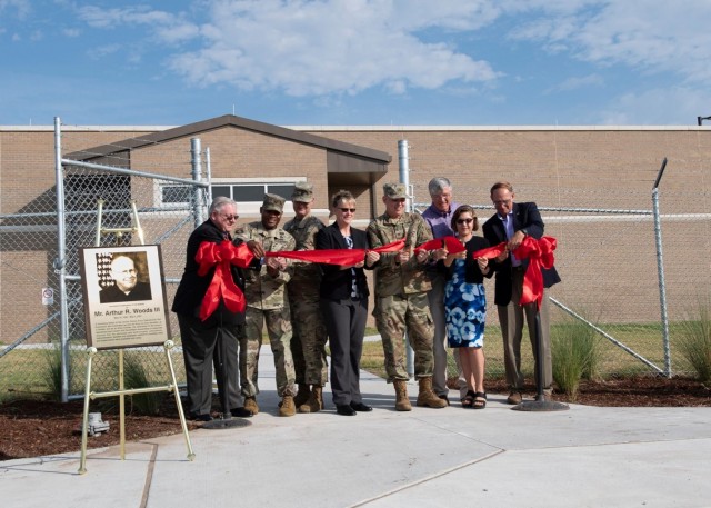 Ft. Hood top Army Civilian equipment tester retires; serves 40-plus years