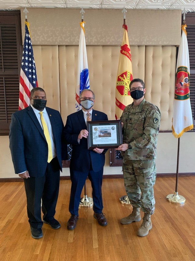 Civilian Aide to the Secretary of the Army visits Fort Hamilton
