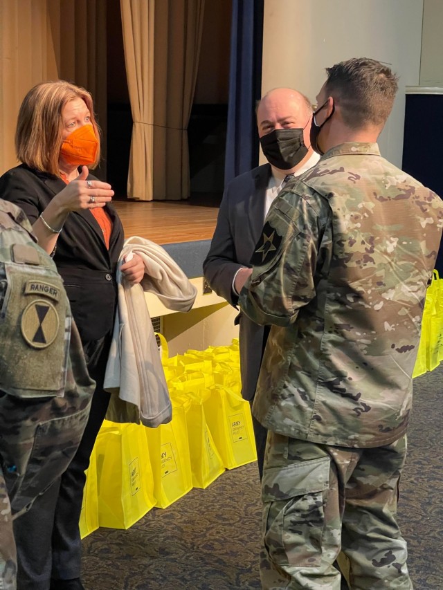 Soldiers helping Soldiers, AER kickoff comes to JBLM