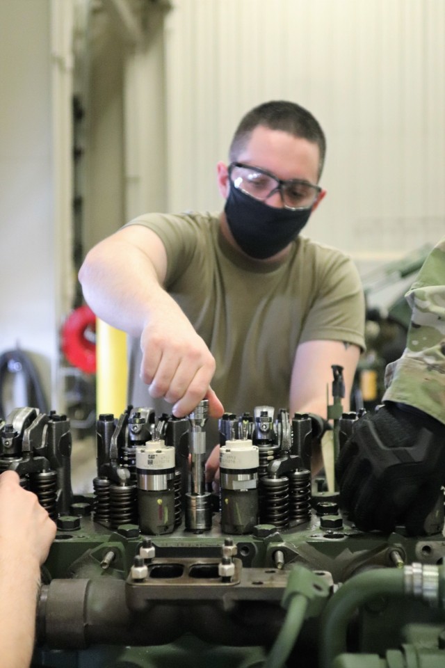 Construction Equipment Repairer Advanced Leader Course students build skills at Fort McCoy