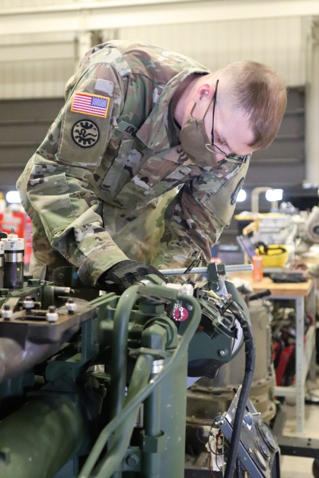 Construction Equipment Repairer Advanced Leader Course students build skills at Fort McCoy