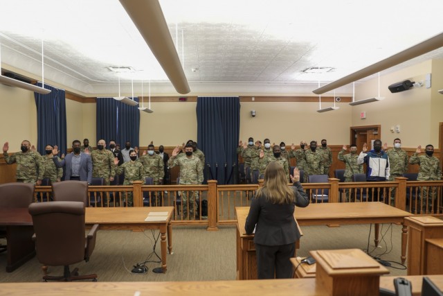 1ID Soldiers Become U.S. Citizens during Naturalization Ceremony