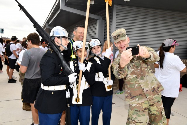 187th Medical Battalion signs Adopt-A-School charter with Davenport High School