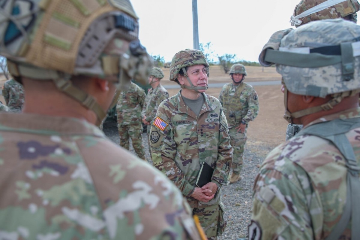 Chief of Army Reserve visits 166th Regional Support Group training