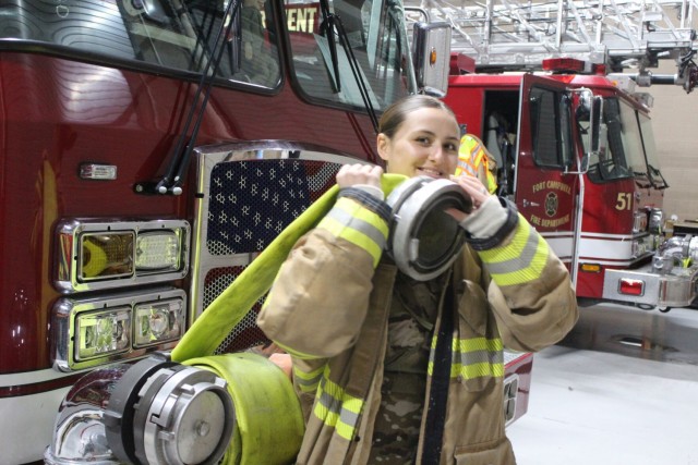Fort Campbell’s women firefighters take on challenging profession