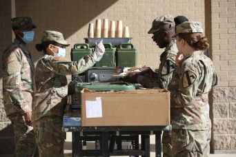 1st CAV adapts operations to feed Troopers during post-wide power outage