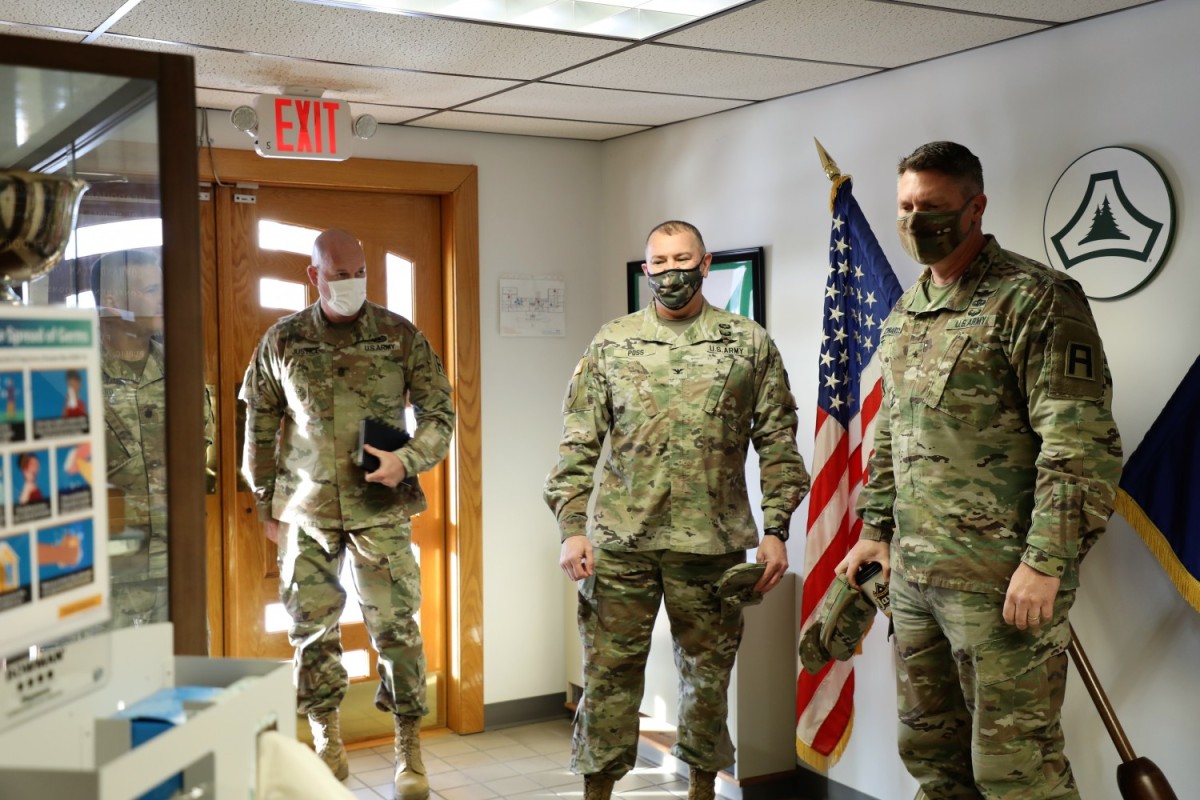 Photo Essay: First Army Division West leaders visit Fort McCoy ...