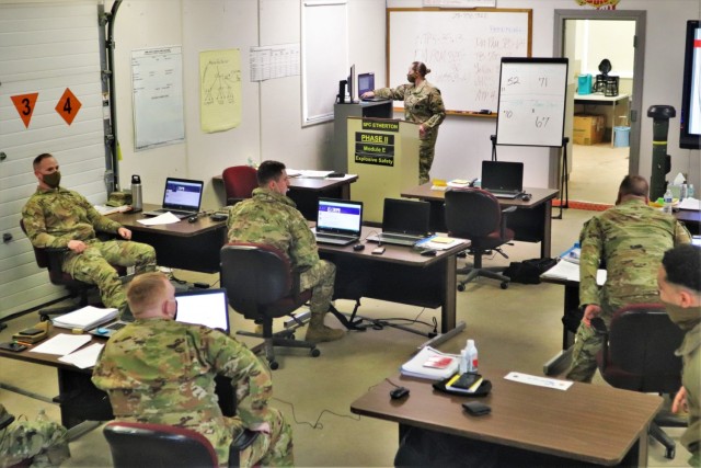89B Soldiers complete Advanced Leader Course at Fort McCoy