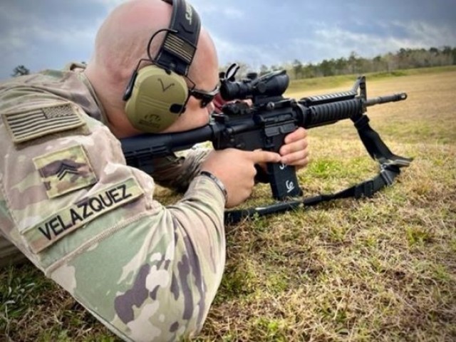 Army Reserve Soldiers Compete in USAMU Small Arms Competition 