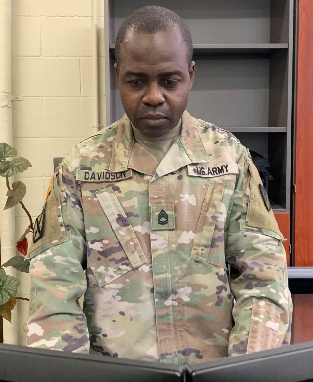 403rd Army Field Support Brigade – Personality Spotlight: Sgt. 1st Class Curt Bradley Davidson