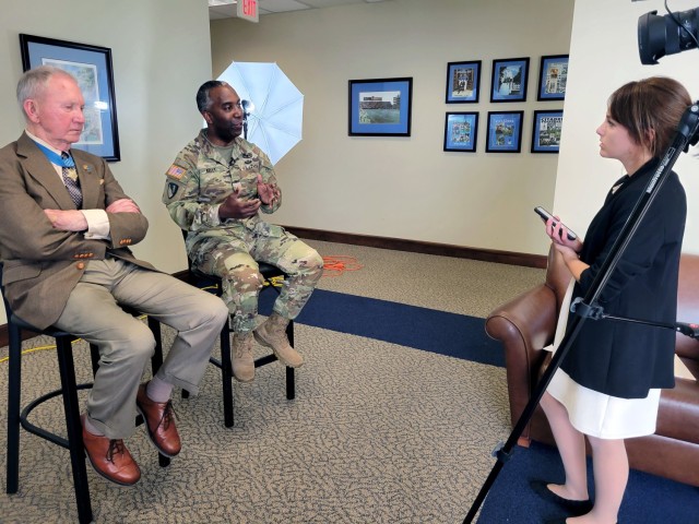 Charleston District hosts USACE South Atlantic Division military Leadership Development Program.