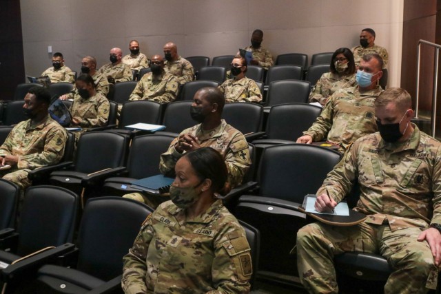 8TSC holds NCO conference