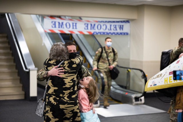 196th MPAD Soldiers return home from overseas deployment